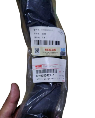 Japon kamyon parçaları motor radyatörü su hortumu 8-98050924-1 ISUZU motor FVR 6HK1 için ISUZU PARTS
