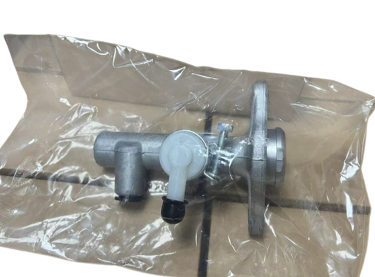 High quality Clutch master cylinder 31401-37011 31401-37020 HINO 300 Dutro S05C N04CT N04C Dyna/Toyota For Hino 300 Parts