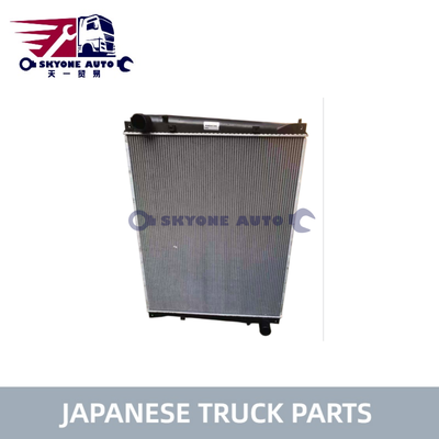 ISUZU CYZ52 6WG1 Kamyon ISUZU KAMYON PARÇALARI için Japon kamyon parçaları Radyatör 8982168250 8-98216825-0